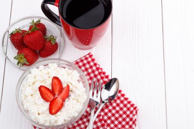 sağlıklı kahvaltı malzemeler