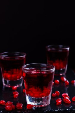 lezzetli nar kokteyl