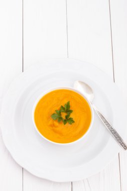 Balkabağı ve havuç çorbası.