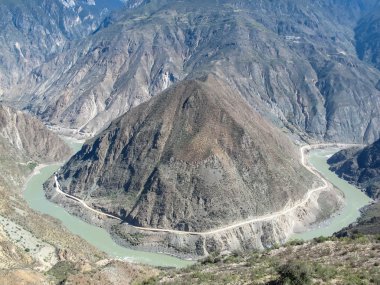 Omega Bend Yangtze Nehri Yunnan, Çin
