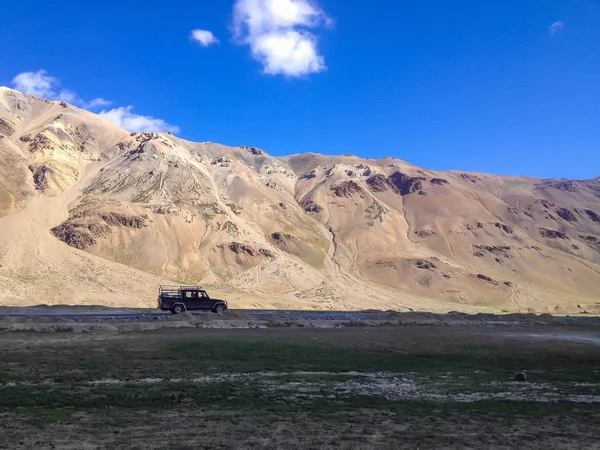 Ladakh India Julio 2014 Recogida Camiones Campamento Sarchu Autopista Manali — Foto de Stock