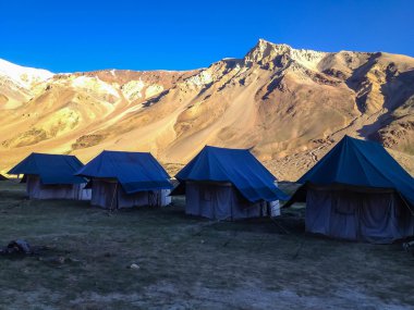 Sarchu kamp çadırı, Manali-Leh karayolu, Ladakh, Hindistan