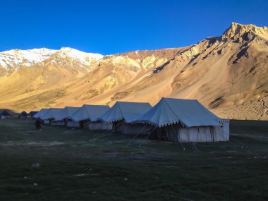 Sarchu kamp çadırı, Manali-Leh karayolu, Ladakh, Hindistan