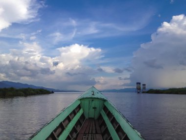 βάρκα στην inle λίμνη, shan κατάσταση, Μιανμάρ