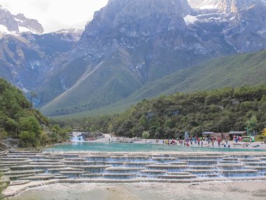Blue Moon Valley Jade Dragon kar dağ, Lijiang, Yunnan Çin