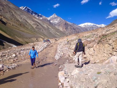 Leh-Manali Otoyolu, Himachal Pradesh, Hindistan - 5 Temmuz 2014: 5 Temmuz 2014 