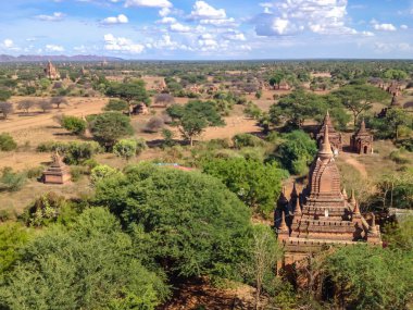 bagan, myanmar (burma düz Pagoda peyzaj)