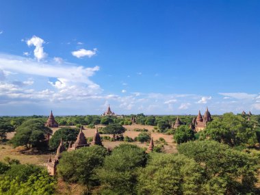 bagan, myanmar (burma düz Pagoda peyzaj)