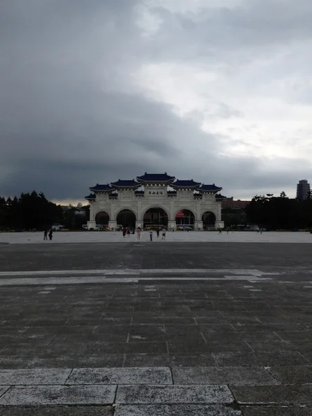 Taipei Taiwan May Unidentified Tourists Visit Chiang Kai Shek Memorial — Stock Photo, Image