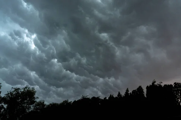 Szare Cumulus Chmury Niebie Przed Huraganem — Zdjęcie stockowe