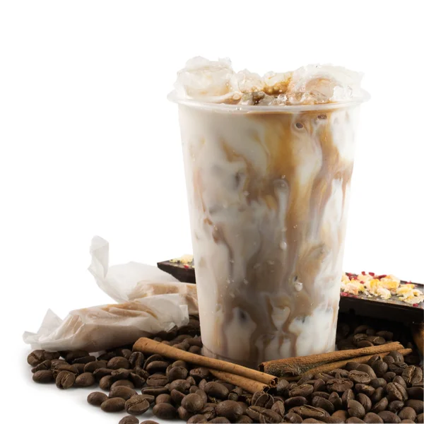 Ice Coffee isolato su sfondo bianco — Foto Stock