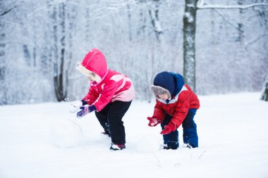 Kardan adam çocuk şekil