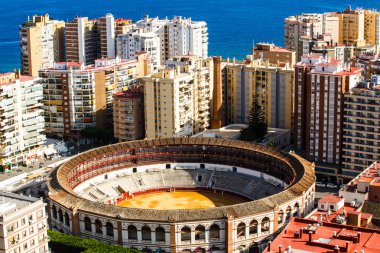 Malaga bullring yakınındaki liman, Costa del Sol, Endülüs, İspanya
