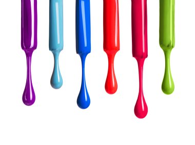 tırnak cilası izole üzerinde beyaz arka plan damla 