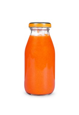 Kavanoz ve bebek maması beyaza izole edilmiş.