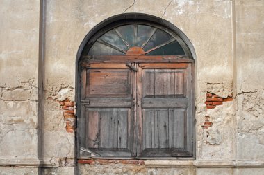 eski ahşap kapılar