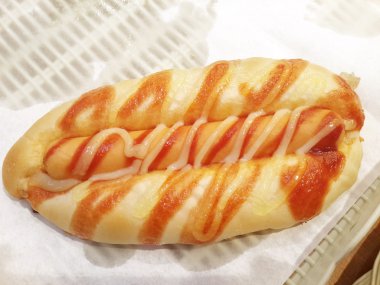 Sosis lezzetli ekmek