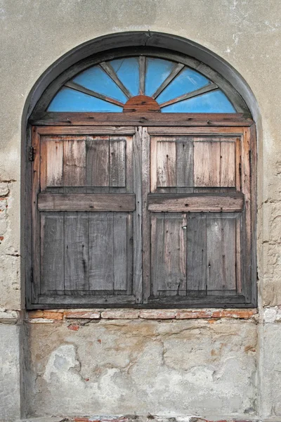 Old wooden windows — Stock Photo, Image