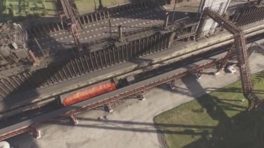 Kokain üretiminde endüstriyel altyapı havadan görünümü.