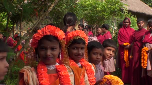 Εορτασμός ενός ινδικού γάμου, στο Τζαϊπούρ, πολιτεία των Ρανττζάντεν, Ινδία — Αρχείο Βίντεο