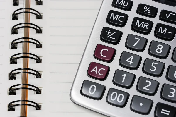 Defter kağıt üzerinde bir hesap makinesi