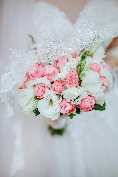 Beautiful Wedding Bouquet White Pink Roses — Stock Photo, Image