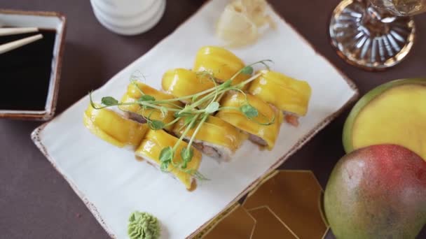 Close Mango Sushi Set White Clay Plate — Stock Video