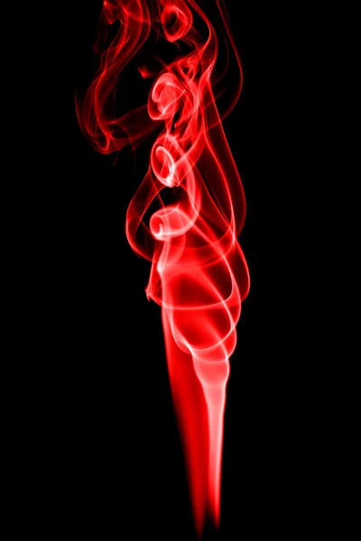 Абстрактний червоний дим на чорному тлі — стокове фото