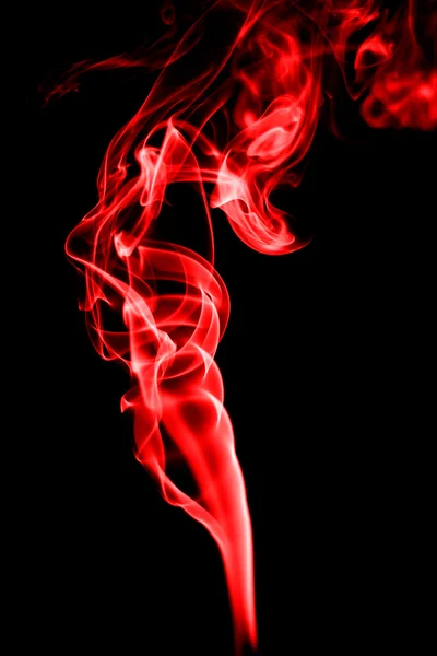 Abstract rode rook op zwarte achtergrond — Stockfoto