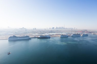 Birleşik Arap Emirlikleri, Dubai, 03/12/2015, Dubai cruise terminal, port rashid bağlantı noktası. Yolcu gemilerine yerleştirme.