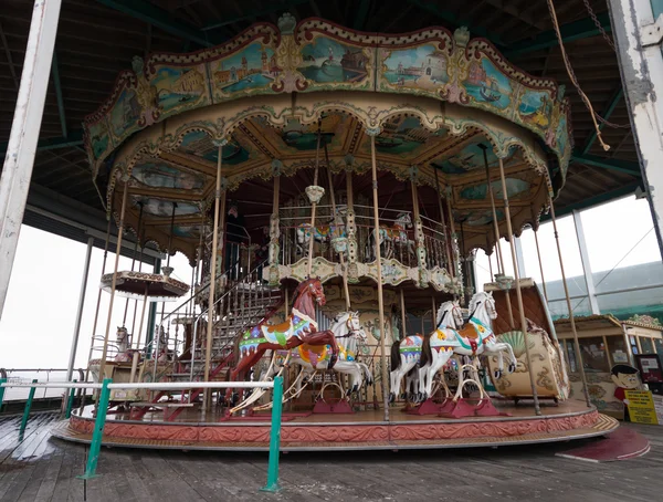 İngiltere, Blackpool, 04/22/2015, Victoria Carousel koşmak Blackpool north pier