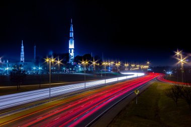U.S. Space and Rocket Center Huntsville, AL with highway traffic clipart