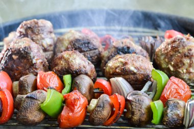 Sebze şiş ve kuzu köfte