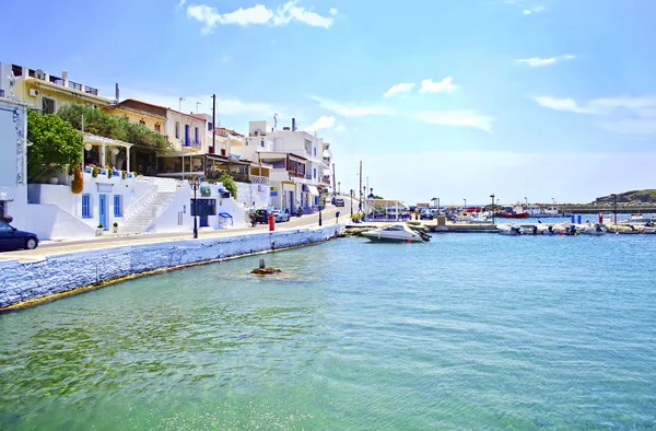 Landskapet i Batsi i Andros island Kykladerna, Grekland — Stockfoto