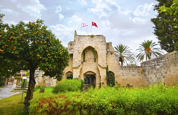 Abbaye Bellapais dans le nord de Chypre — Photo