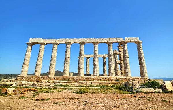 Храм Посейдона на мысе Сунион в Греции — стоковое фото