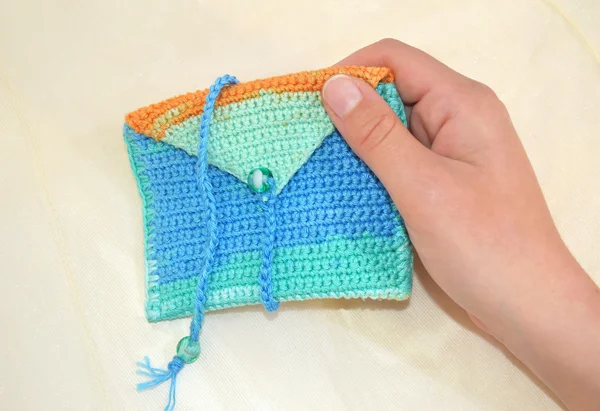 手のかぎ針編み財布 — ストック写真