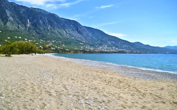 Пляж Верга на півдорозі в Каламата, Греція — стокове фото