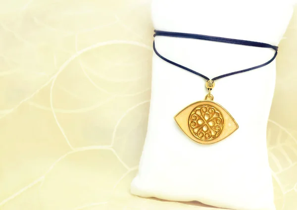 Золотое византийское ожерелье — стоковое фото