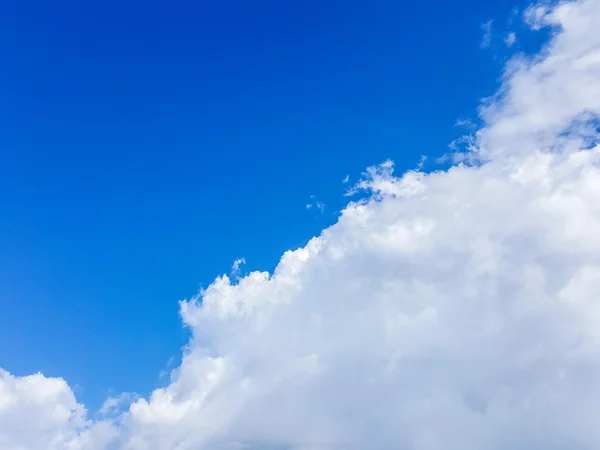 uzay ve gökyüzü clound