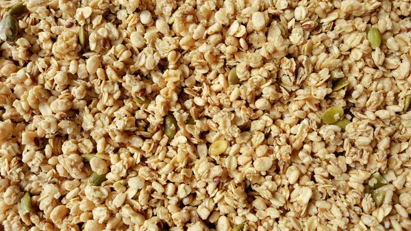 tahıl ve şişkin kahverengi pirinç