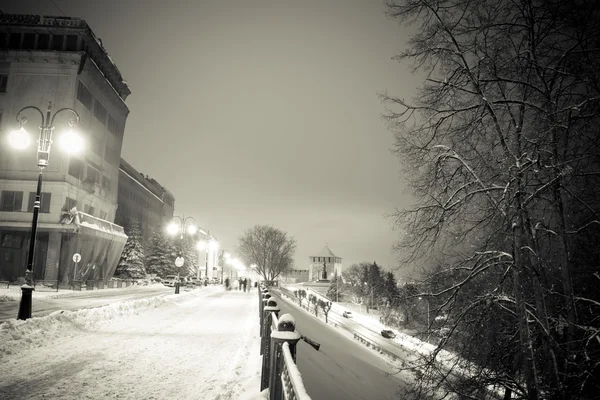 Passeio noturno no inverno — Fotografia de Stock