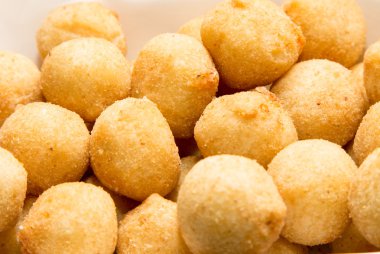 Peynir topu - Brezilya aperatif kızarmış