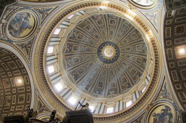 Vatikan, San Pietro Bazilikası'na. İtalya. Ocak 2012.