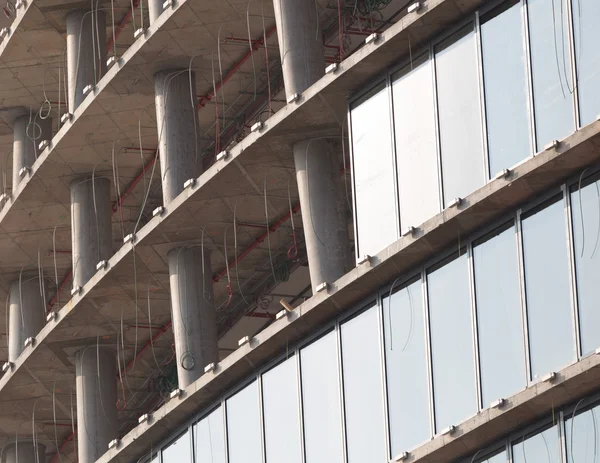 Detalhes do canteiro de obras de arranha-céus — Fotografia de Stock