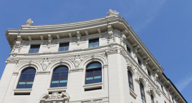 Zarif klasik bina cephe