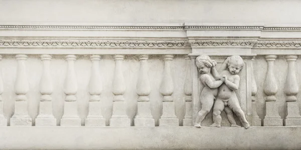 古典的な白大理石の装飾 — ストック写真