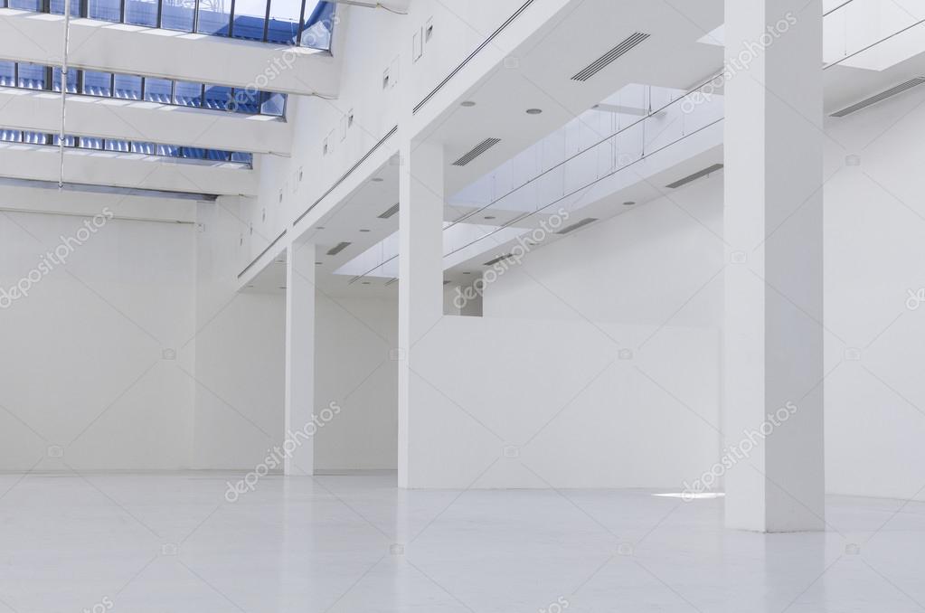 Leeres Museum Hall Interieur — Stockfoto © tostphoto #108513696 Leeres Museum Hall Interieur — Stockfoto © tostphoto #108513696
