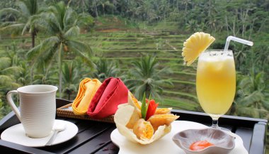 Tipik Endonezya Kahvaltı