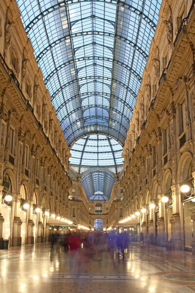 Vittorio Emanuele shopping arcade, Milan